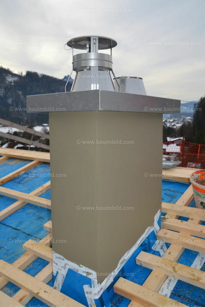 bib-lg08-schornstein-0066 | Nach LV-Leistungsgruppen sortierte Detailfotos über den Bau eines Hauses. Alle Hausbau-Bilder direkt vom Urheber und Autor der Website Haus-Selber-Bauen.com