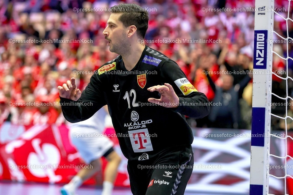 EHF18012601114 | 18.01.2026, Handball, Men's EHF EURO 2026, Portugal - Nordmazedonien, Jyske Bank Boxen in Herning, Dänemark, Preliminary Round:  Martin Tomovski (North Macedonia #12) 