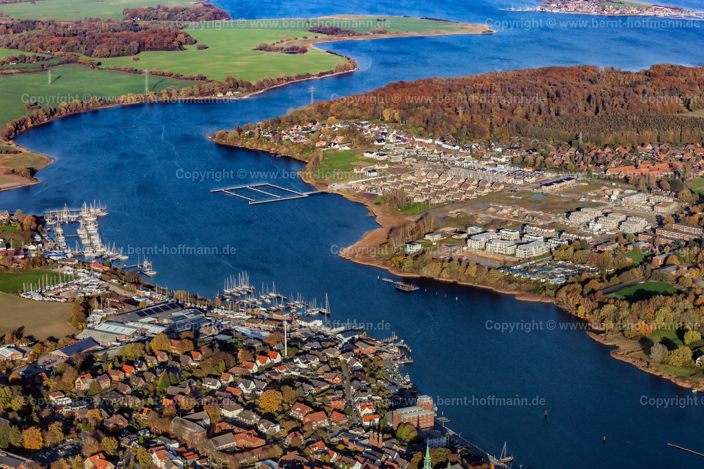 PLB_6687mod_Kappeln_150x100 | Luftbild. Schlei. Stadt Kappeln mit Yachthafen und Gewerbegebiet. - Realisiert mit Pictrs.com
