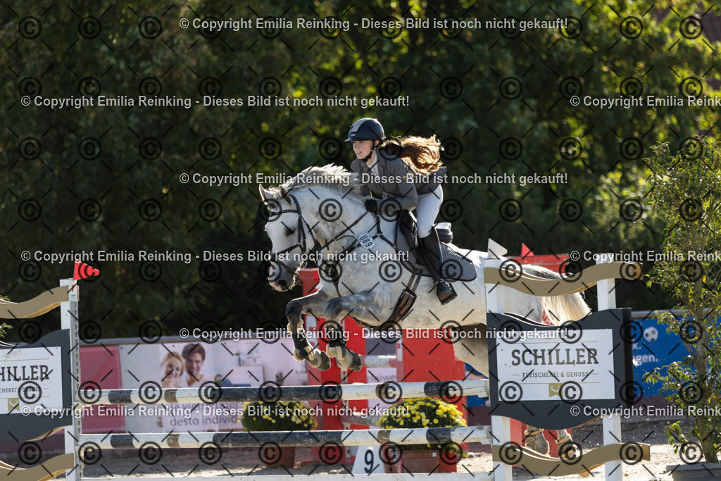 CL5A1094 | Emilia Reinking Fotografie - Realisiert mit Pictrs.com