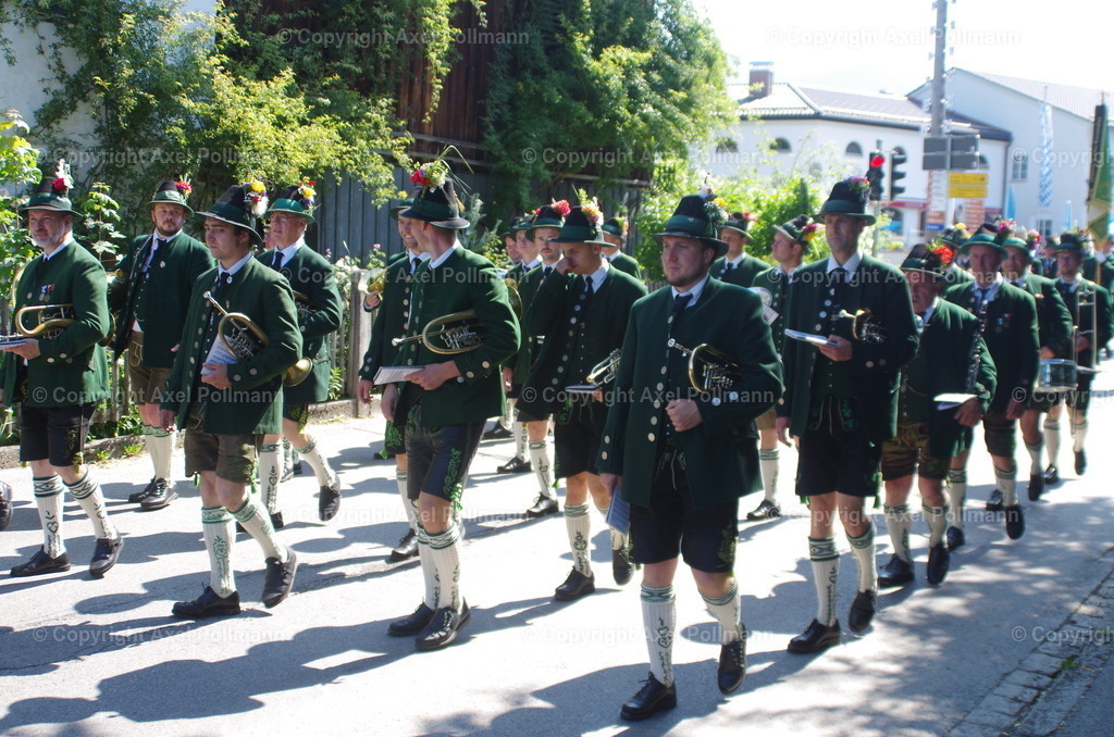 IMGP4106 | fotografiert von Axel PollmannLeonhardi Wallfahrt Benediktbeuern und Murnau, Fronleichnam, Fasching, Landschaft im Loisachtal und Benediktbeuern  - Realisiert mit Pictrs.com