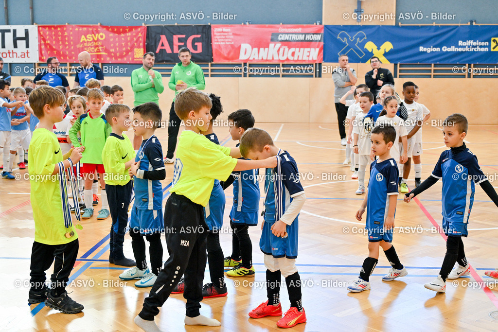 ASVÖ_ Fussballturnier SV Gallneukirchen_ 08.02.2025-131 | 08.02.2025, Gallneukirchen, AUT, ASVÖ, Fussball Nachwuchs Hallenturnier 2025, SV Gallneukirchen im Bild Teilnehmer U 7©Harald Dostal / fodo.media - Realisiert mit Pictrs.com
