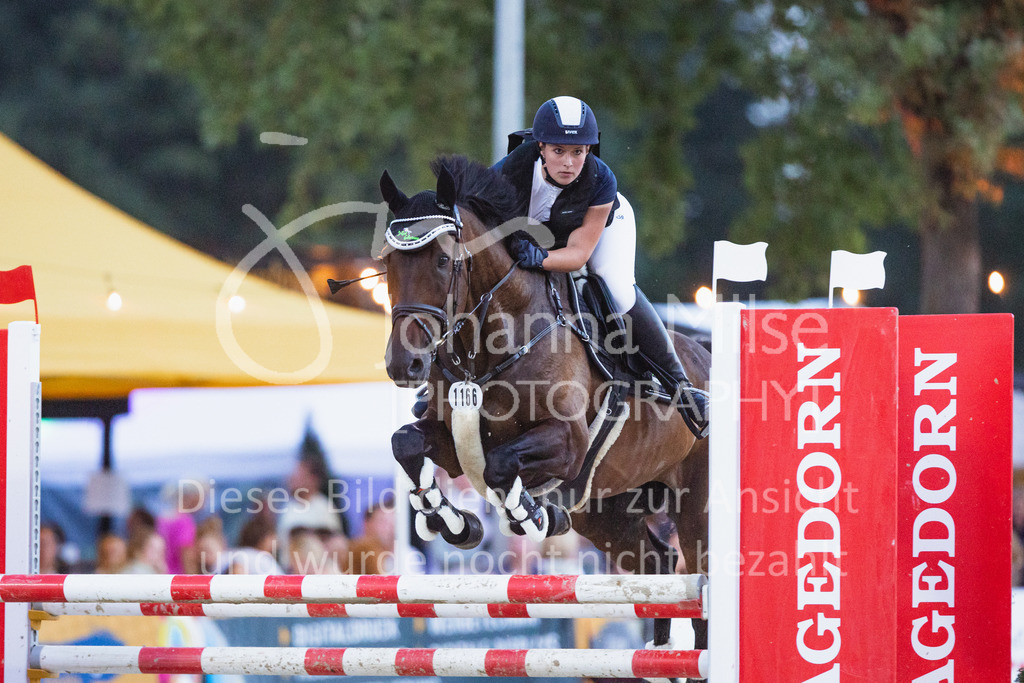 220825_Delbrueck_A1-Mannschaft-353 | Deine schönsten Turniermomente als professionelle Fotos! Entdecke hochwertige Pferdesport-Fotografie im Online-Shop. Jetzt Fotos finden & bestellen!