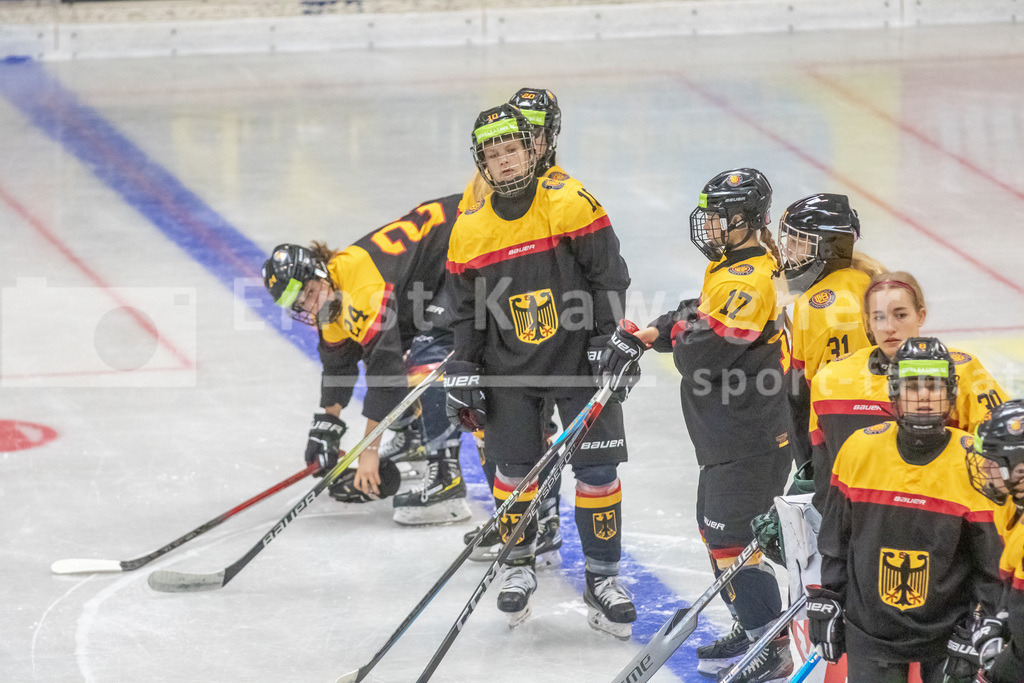 Dameneishockey | Dameneishockey, U18 Turnier am 31.08.2024 in Spittal (Eis-Sport-Arena - Sportzentrum Spittal), Austria, (Photo by Ernst Krawagner sport-fan.at) - Realisiert mit Pictrs.com