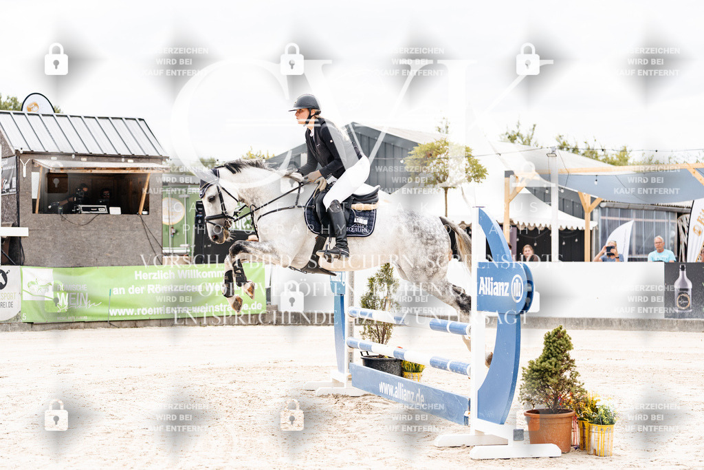 CK901846 | Turnierfotografie Pferdefotografie Trier Rheinland-Pfalz Pferdesport Reitsport Tierfotografie Sportfotografie Pferdevideo Pferdevideografie Equestrianvideography equestrianphotography  - Realisiert mit Pictrs.com