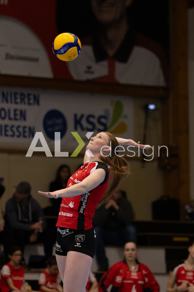 Volleyball I Frauen I Saison 2025-2026 I Volleyball NLA | Women I 1/4 Finals I VC Kanti Schaffhausen - BIWI Volleyball Franches-Montagnes I 21.02.2026 | 3 Sydney Cole (USA) (VC Kanti Schaffhausen) – Pass / Zuspiel - Realisiert mit Pictrs.com
