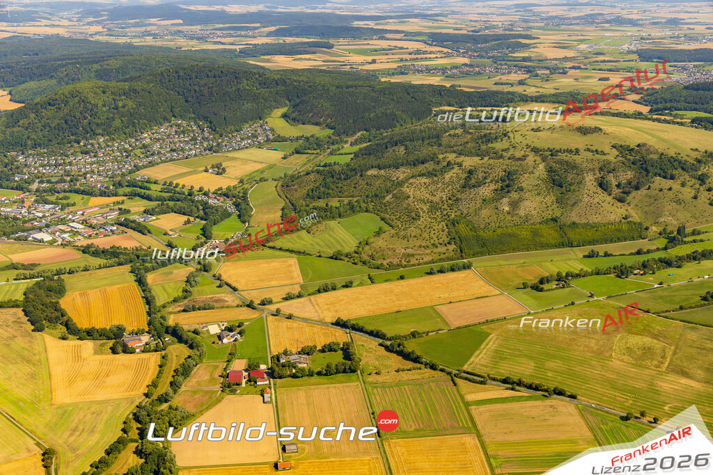 Neue Luftbildaufnahme der Stadt Zierenberg - Das Luftbild wurde 2025 vom UL-Flugzeug heraus erstellt ( keine Drohnenaufnahme ) - Hochauflösende Luftaufnahme - für Wandbilder und großformatige Ausdrucke geeignet. Das besondere Geschenk!Hier alle&nbsp;Infos zur Lizenzierung der LuftaufnahmeWir fliegen auch dieses Jahr wieder in Ihre Region um Luftbilder zu erstellen.- Luftbild anfragen