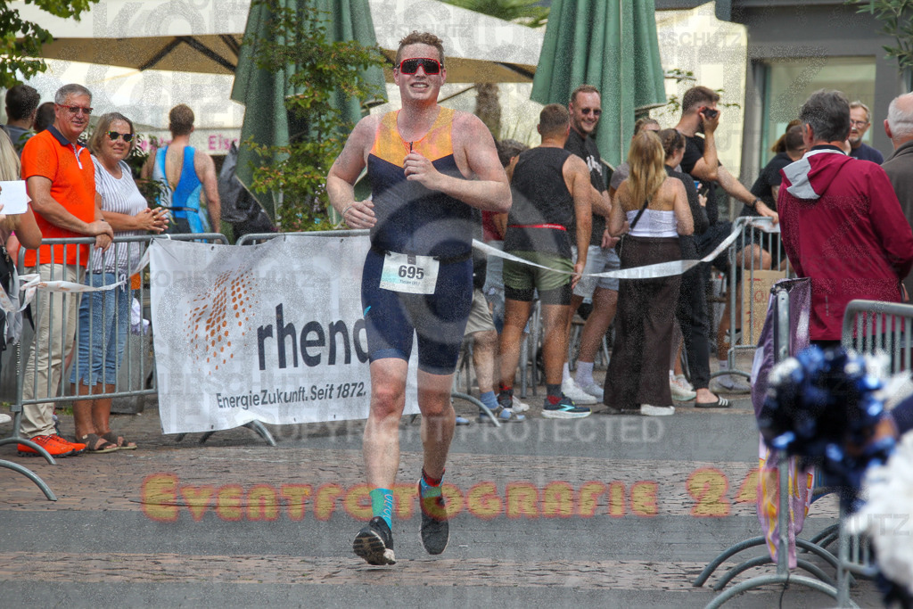 250824_1503_EV4_2597 | Sportfotografie im Rhein-Sieg Kreis, Köln, Bonn, NRW, Rheinland Pfalz, Hessen, etc. Unser Tätigkeitsfeld umfasst den Laufsport vom Volkslauf über den Marathon, Duathlon, Triathon bis zum Ultralauf wie Kölnpfad Ultra oder Schindertrail.