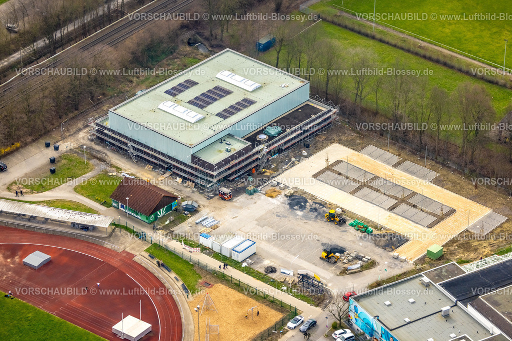 Werl240308305 | Luftbild, Sportpark Höppe, Baustelle und Neubau einer Halle am Heinrich Buchgeister Stadion, Werl, Nordrhein-Westfalen, Deutschland