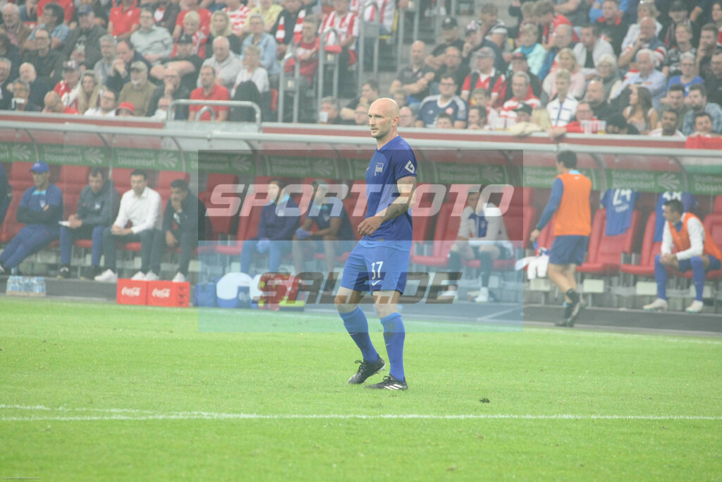 Fortuna Düsseldorf - Hertha BSC | Toni Leistner - © Sportfoto-Sale (MK) - Realisiert mit Pictrs.com