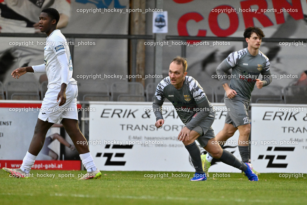 SAK vs. ASKÖ Köttmannsdorf | #14 Andre Le Prince Chedjou Fonkou SAK, #11 Aner Mandzic ASKÖ Köttmannsdorf, #21 Marco Modritsch ASKÖ Köttmannsdorf, SAK vs. ASKÖ Köttmannsdorf, SAK vs. ASKÖ Köttmannsdorf am 02.04.2026 in Klagenfurt (Sportpark Welzenegg), Austria, (Photo by Bernd Stefan)