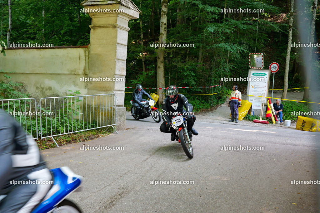 P1014909 | Erleben Sie atemberaubende, hochqualitative Fotos Ihrer Fahrt entlang der malerischen Alpenstraßen. Besuchen Sie alpineshots.com, um professionelle Aufnahmen Ihrer unvergesslichen Reise zu finden und zu kaufen - Realisiert mit Pictrs.com