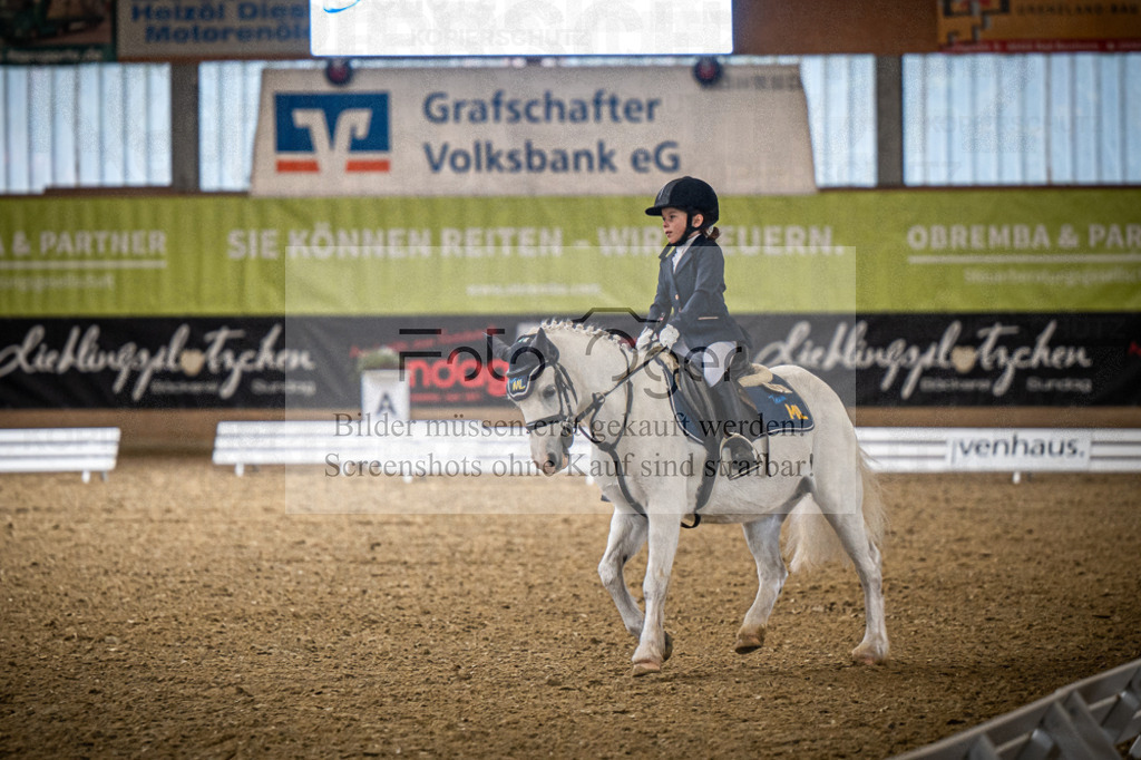 DOS_0874 | Entdecke hochwertige Reitturnierfotos von Foto Oger. Professionell, emotional und authentisch – jetzt Lieblingsmomente im Shop bestellen.Deutschlandweite Turnierfotografie. - Realisiert mit Pictrs.com