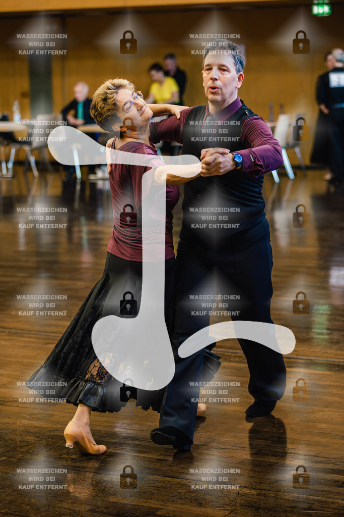 LM Hessen Viernheim - Sen III D Standard 2nd (13) Martin Sachs _ Martina Sachs (TSC Groß-Gerau d. TV 1846)-2026-08-30-9406 | Webshop for digital downloads and prints of dance sport, event & show photographer Julian Link - Realisiert mit Pictrs.com