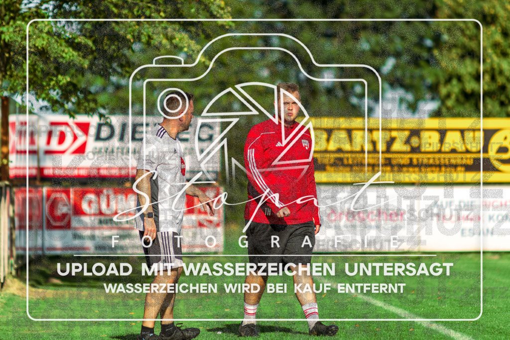 SGFMTV-1001 | Torben Hübner beim Damen Kreisliga HK/CE Spiel zwischen SG Fulde und MTV Soltau 2 im Fulder Zentralstadion, Fulde (Simon Paul Stopat) - Realisiert mit Pictrs.com