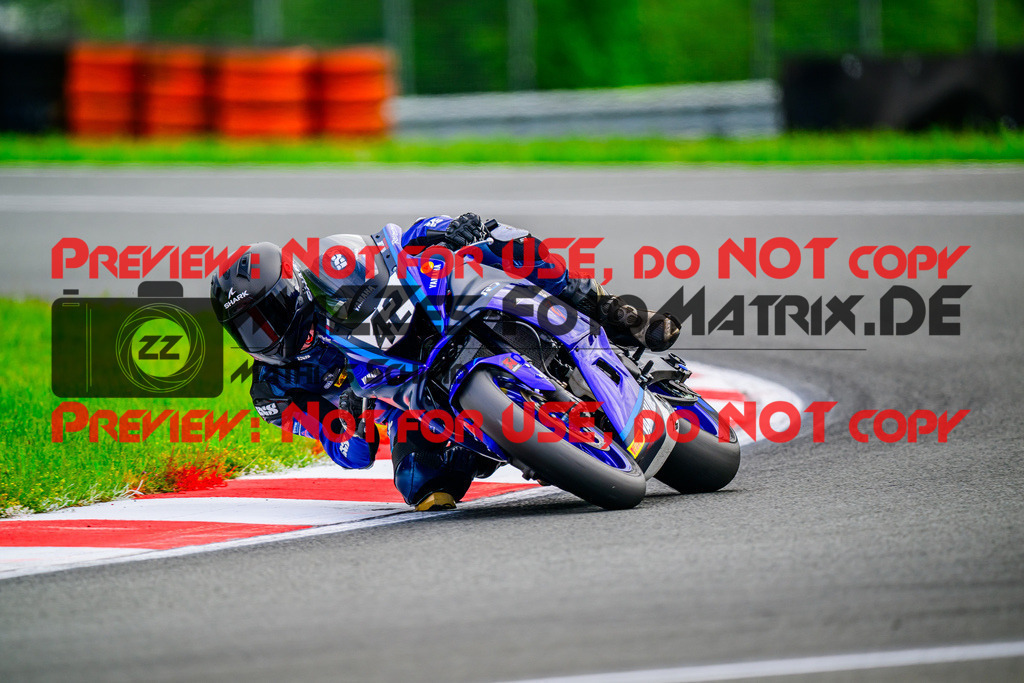 MaZZes_FotoMatrix_240531_6007705_4078 | R7