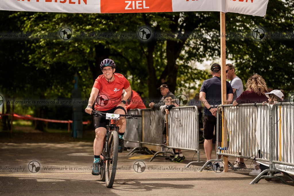 Eierlesen 2026 | Sie wurden bei einem Event oder Sportanlass fotografiert? Hier finden sie ihre Bilder! - Realized with Pictrs.com