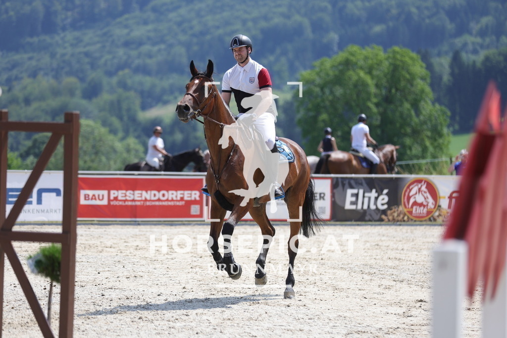 0P6A0107 | Willkommen bei Brunnmayr - Design & Fotografie – Ihrem Spezialisten für Reitturniere und Pferdeveranstaltungen in Oberösterreich, Salzburg und Bayern! Seit über 17 Jahren sind wir leidenschaftlich dabei.