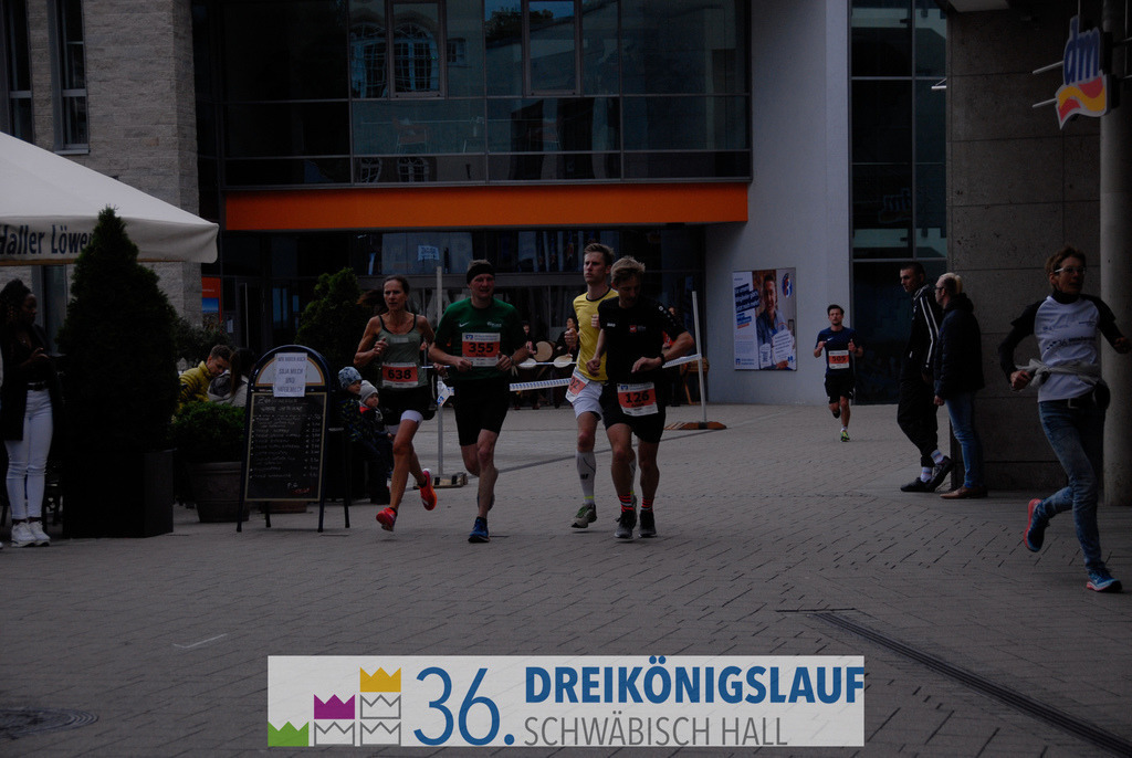 VR Bank Hauptlauf 10km | 3königslauf 2022 VR Bank Hauptlauf - Realisiert mit Pictrs.com