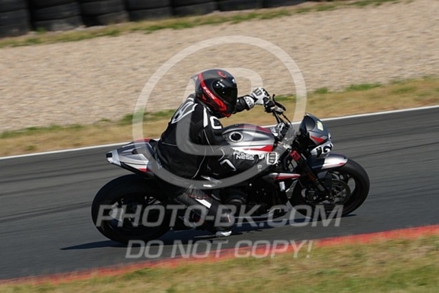 2024_05_16_PBK_13722 | Sportfotografie; SlowMotion; Video; Rennstrecke; Hafeneger; Speer; Racing; RSE; BMW; CBO; Trackday; Motorsportarena; Hockenheimring; Brno; Most; Barcelona; Valencia