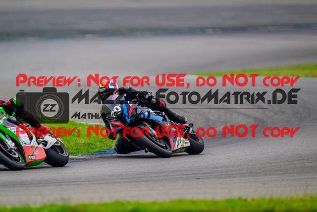 MaZZes_FotoMatrix_240521_6007705_3198 | WEISS