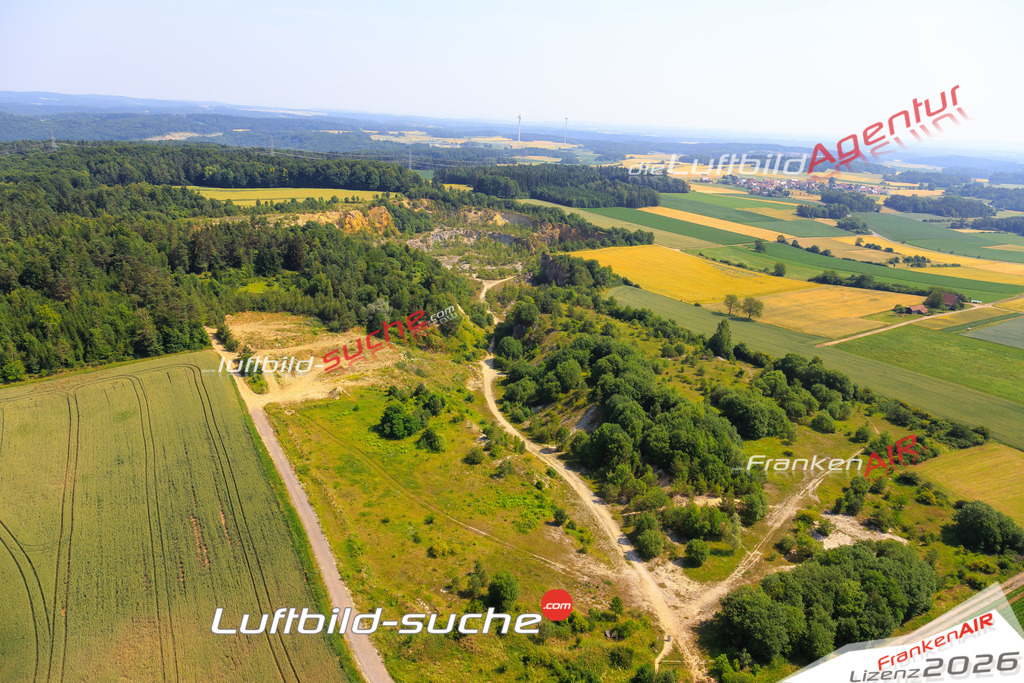 Die Luftaufnahme der Stadt Scheßlitz wurde vom UL-Flugzeug heraus erstellt ( keine Drohne )- hohe Auflösung für beste Qualität
