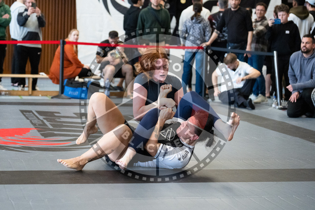 20251129PBB7973 | Fighters compete during the luta livre competition ILLCS XI winter edition on November 29, 2025 in Hannover, Germany.