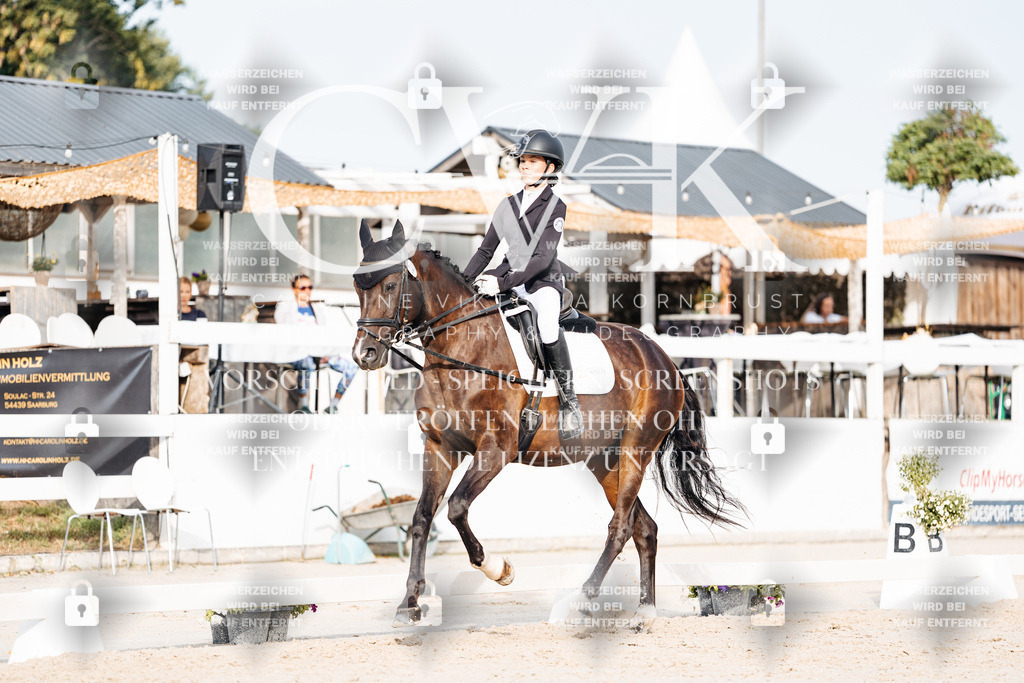 CK903965 | Turnierfotografie Pferdefotografie Trier Rheinland-Pfalz Pferdesport Reitsport Tierfotografie Sportfotografie Pferdevideo Pferdevideografie Equestrianvideography equestrianphotography  - Realisiert mit Pictrs.com