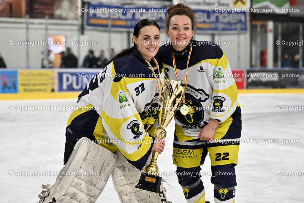 WILDCATS PATERNION & Lady Hawks Siegerehrung-Meisterfeier | #33 Oberauner Marianne Wildcats Paternion, #22 Oberrauner Franziska WILDCATS PATERNION, WILDCATS PATERNION &amp; Lady Hawks Siegerehrung-Meisterfeier, WILDCATS PATERNION &amp; Lady Hawks Siegerehrung-Meisterfeier am 12.03.2025 in Steindorf (Ossiachersee Halle), Austria, (Photo by Bernd Stefan)