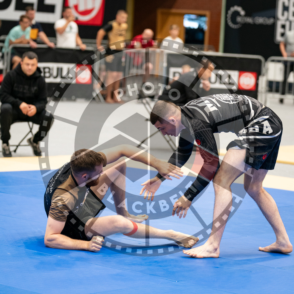 20230311PBB5127 | Maernum Tom vs Tugulea Critian compete during the ADCC Central European Open Competition in the Arena Ursyniow in Warsaw, Poland, on June 17, 2023.