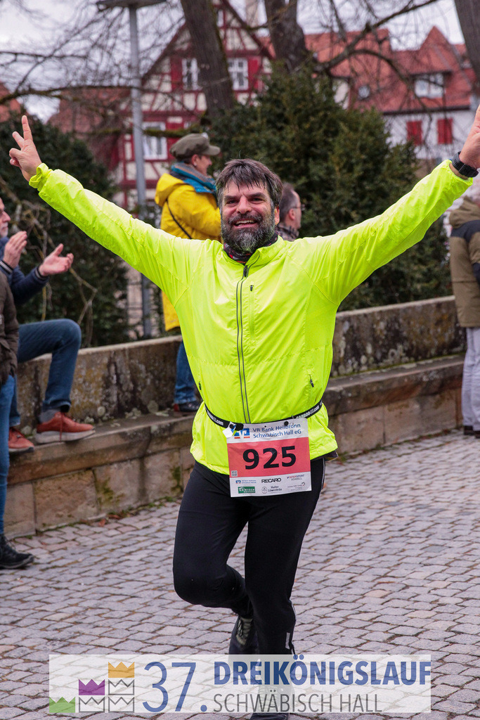 VR Bank Hauptlauf 10000m | 3 Koenigslauf 2023 - Realisiert mit Pictrs.com