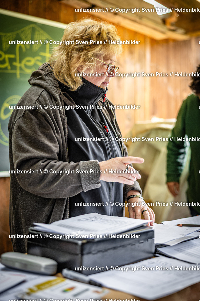 Sven Pries | 2025-10-03 - Hunderennen Obergrombach - Realisiert mit Pictrs.com