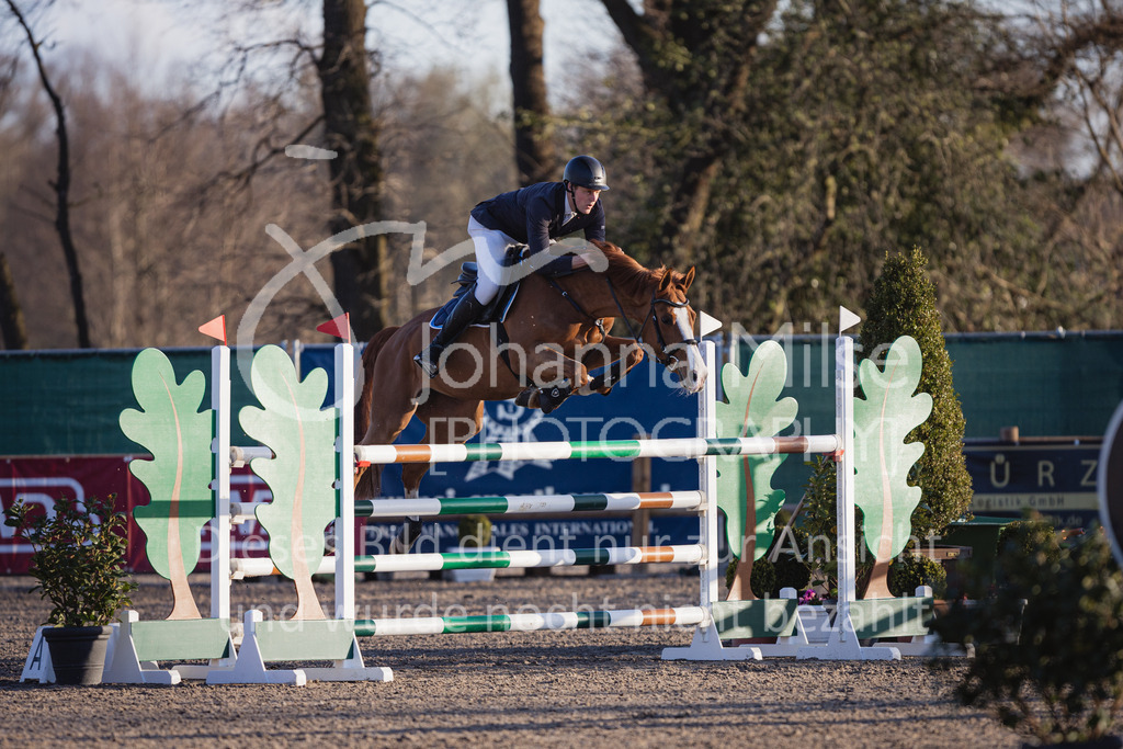 230411_Mühlen_YoungsterM-608 | Deine schönsten Turniermomente als professionelle Fotos! Entdecke hochwertige Pferdesport-Fotografie im Online-Shop. Jetzt Fotos finden & bestellen!