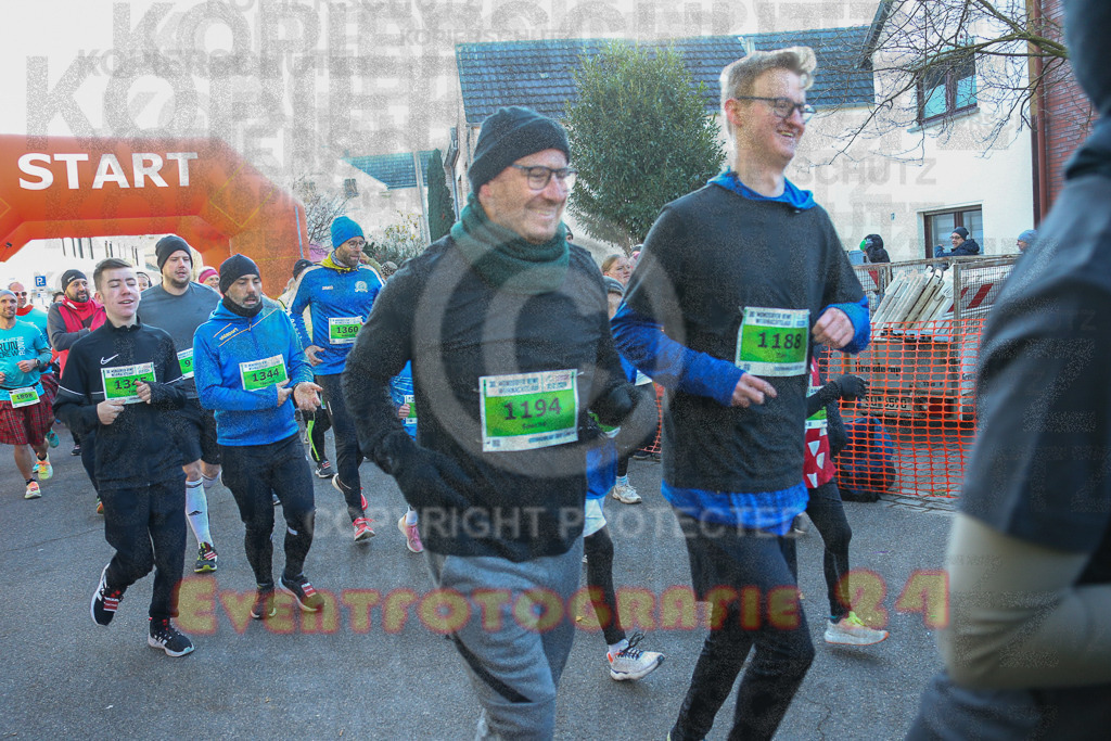 241201_1026_EX1_8173 | Sportfotografie im Rhein-Sieg Kreis, Köln, Bonn, NRW, Rheinland Pfalz, Hessen, etc. Unser Tätigkeitsfeld umfasst den Laufsport vom Volkslauf über den Marathon, Duathlon, Triathon bis zum Ultralauf wie Kölnpfad Ultra oder Schindertrail.