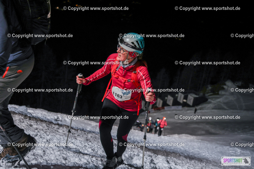 007A1742 | VerticalUp! #vertical_up_kitzbuehel #sportshot_your_pictrs #yourpictrs #dinafit #verticalup!2026