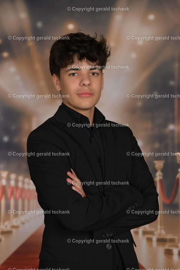 MT1_4557 | Wählen Sie hier bitte Ihr bestes Foto aus, mit diesem Bild wird Ihr Set produziert. Sollten Sie kein Bild wählen oder mehrere suchen wir das Beste aus!