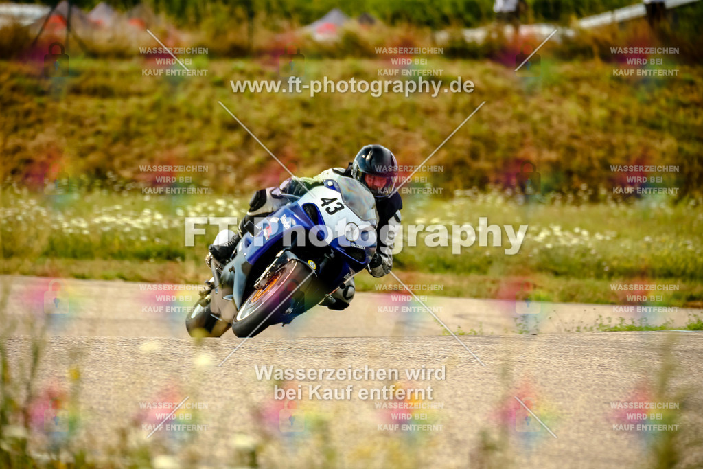 Chambley Juli-0594 | Hier findet Ihr Bilder von Touristenfahrten auf der Nürburgring Nordschleife oder von anderen Veranstaltungen die ich besucht habe. Viel Spass beim Durch Schauen 