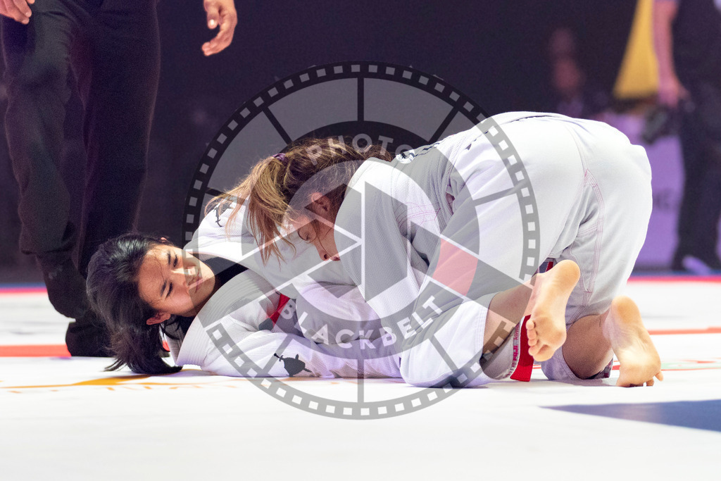 20231107PBB3769 | Fighters compete during the AJP World Master Championship in the Mubadala Arena in Abu Dhabi, Arab United Emirates, on November 7, 2023.