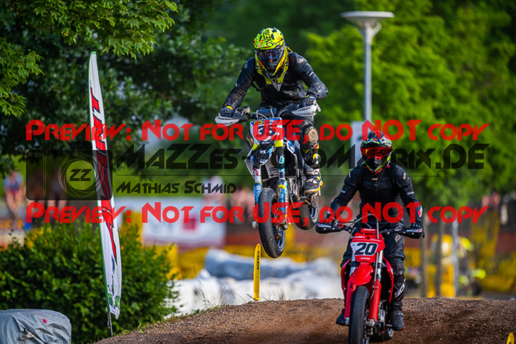 MaZZes_FotoMatrix_220618_9640 | S4