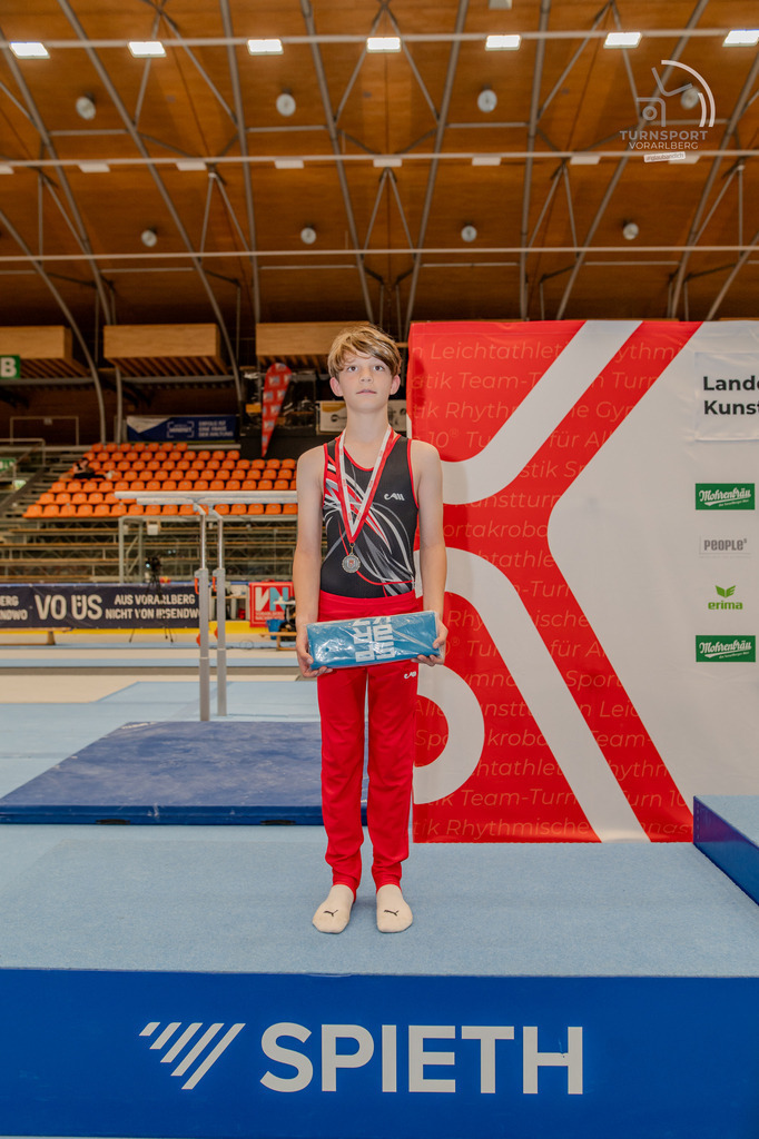 DSC_1716 | "Fussifoto.com – Ihr Ansprechpartner für hochwertige Fotografie! Entdecken Sie kreative Bilder und professionelle Dienstleistungen. Kontaktieren Sie uns für Ihre Projekte!"