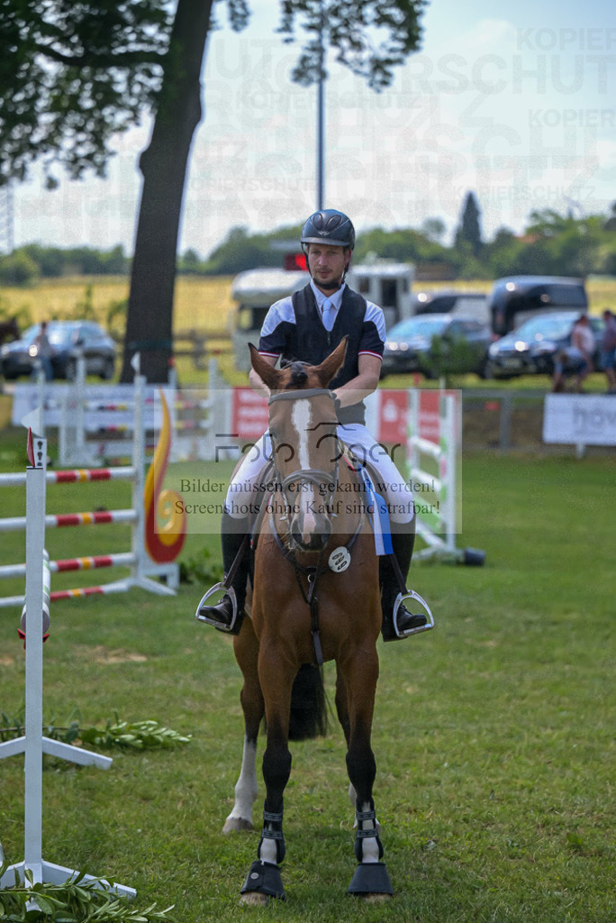 Reitturnier Voxtrup | Entdecke hochwertige Reitturnierfotos von Foto Oger. Professionell, emotional und authentisch – jetzt Lieblingsmomente im Shop bestellen.Deutschlandweite Turnierfotografie. - Realisiert mit Pictrs.com