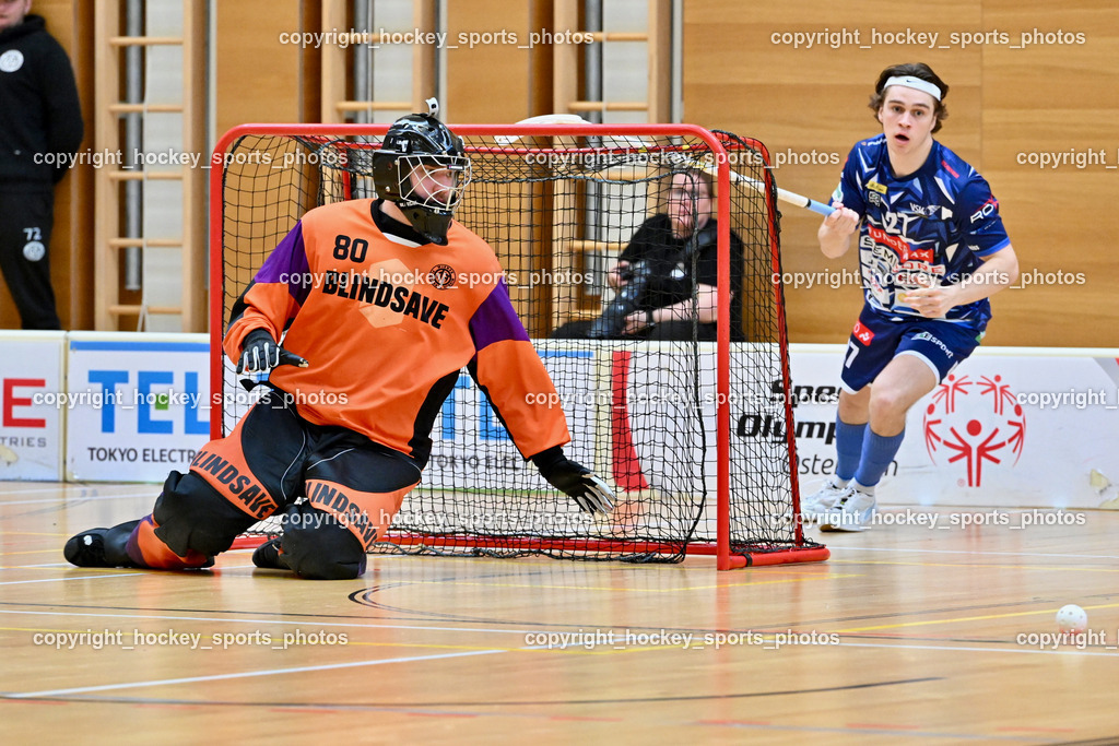 VSV Unihockey vs. Wiener Floorball Verein | #80 BEZUCHA Bernhard Wiener Floorballverein, #27 Lukas Floriantschitz VSV Unihockey, VSV Unihockey vs. Wiener Floorball Verein, VSV Unihockey vs. Wiener Floorball Verein am 18.05.2025 in Villach (Ballspielhalle St. Martin), Austria, (Photo by Bernd Stefan)