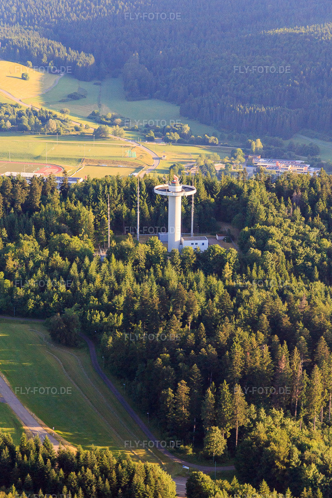 Luftbild: Radarturm Deutsche Flugsicherung am Wißen Kreuz in Gosheim im Bundesland Baden-Württemberg in Deutschland.Foto: IMG_148600.jpg vom 25.06.2025 durch Werner Riehm/FLY-FOTO.deStartpage | DFS Deutsche Flugsicherung GmbHLinkedIn