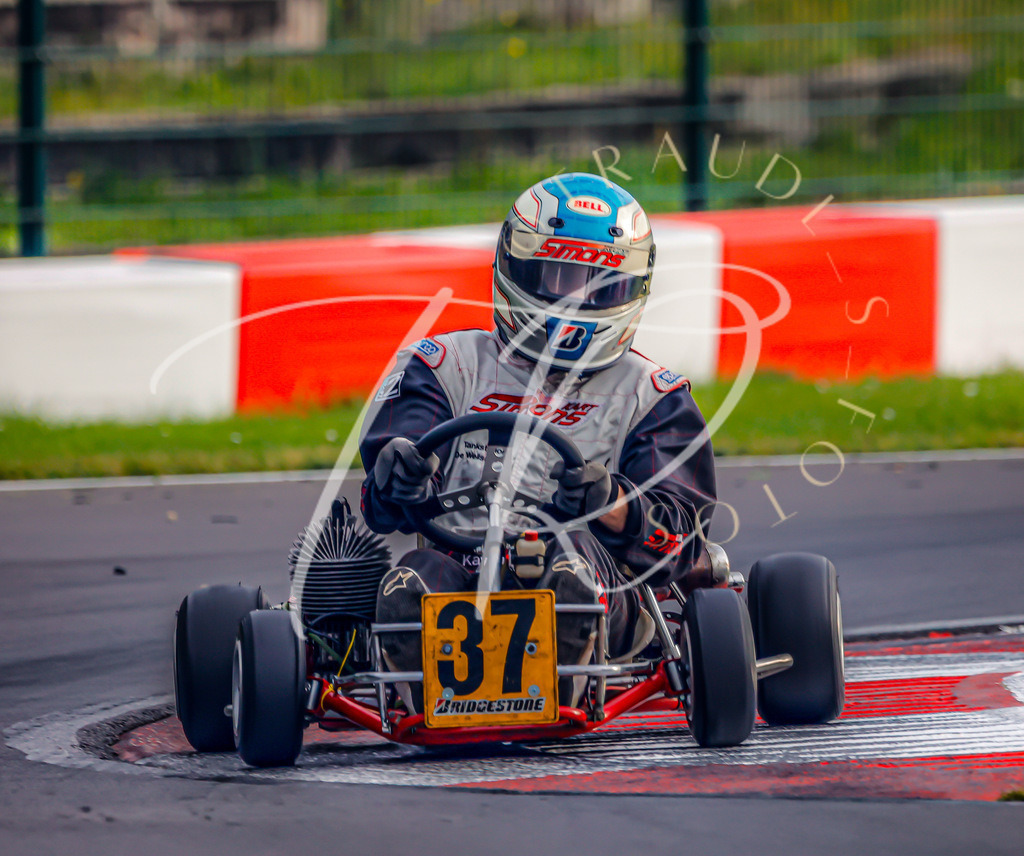 09C2C08B-C6F9-47DD-BF6F-0659433EE4E6 | traudl_s_fotos