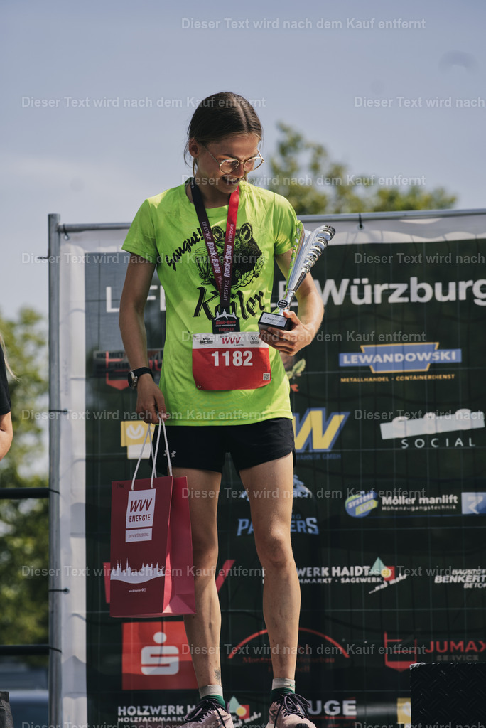 rocktherace_es_2026_09_24-22 | Shop für Fotos von Sportevents z.B. Obstacle Course Racing, OCR, Triathlon, Trail Run und MTB - Realisiert mit Pictrs.com