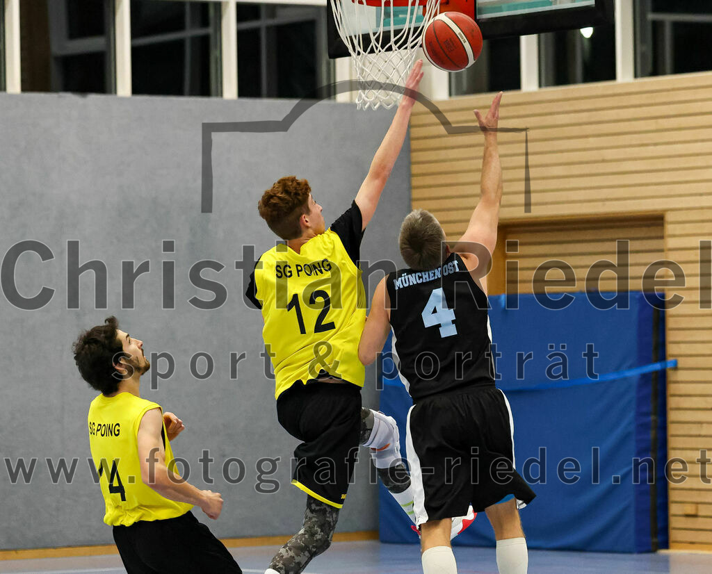 2022-12-04_021_SG_Poing_gegen_TSV_Muenchen_Ost_4 | Poing, Deutschland, 04.12.2022:
Basketball, Bezirksklasse 2021 / 2022, 8. Spieltag, SG Poing gegen TSV München Ost 4, Endergebnis: 37:65

Foto: Christian Riedel / fotografie-riedel.net