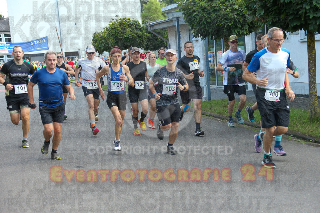 250801_1805_EX1_6334 | Sportfotografie im Rhein-Sieg Kreis, Köln, Bonn, NRW, Rheinland Pfalz, Hessen, etc. Unser Tätigkeitsfeld umfasst den Laufsport vom Volkslauf über den Marathon, Duathlon, Triathon bis zum Ultralauf wie Kölnpfad Ultra oder Schindertrail.