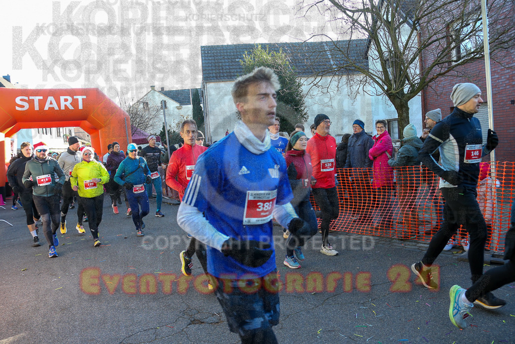 241201_1136_EX1_0491 | Sportfotografie im Rhein-Sieg Kreis, Köln, Bonn, NRW, Rheinland Pfalz, Hessen, etc. Unser Tätigkeitsfeld umfasst den Laufsport vom Volkslauf über den Marathon, Duathlon, Triathon bis zum Ultralauf wie Kölnpfad Ultra oder Schindertrail.