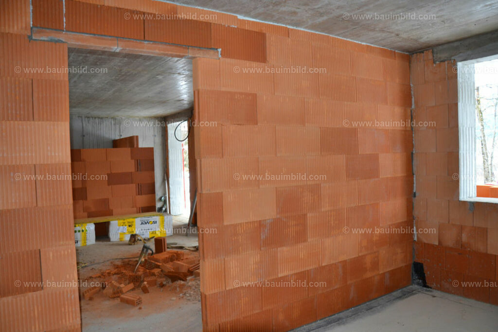 bib-lg07-mauerarbeiten-0208 | Nach LV-Leistungsgruppen sortierte Detailfotos über den Bau eines Hauses. Alle Hausbau-Bilder direkt vom Urheber und Autor der Website Haus-Selber-Bauen.com