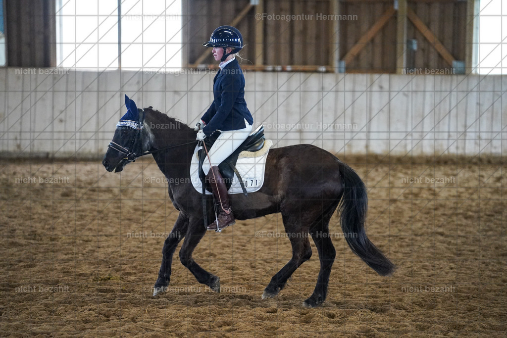 20230518-FAH04229 | Frühjahrsturnier, landberg am Lech, 2023, Reitclub Landsberg, Turnierbilder, Fotos Turnier Landsberg, Fotoagentur Herrmann, Turnierfotografen Bayern, reitsport Fotograf, Pferde Fotograf